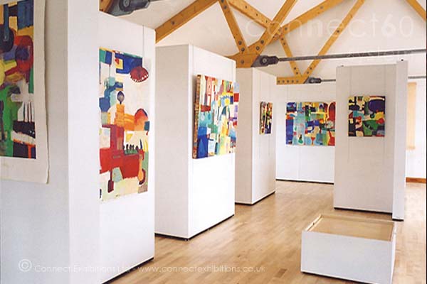 exhibition panel, exhibition panels, exhibition panelling temporary - portable - movable at the exhibition at 'Canary Wharf' in London, the panels created an exhibition space for artists. (paintings and photographs, artists prints)